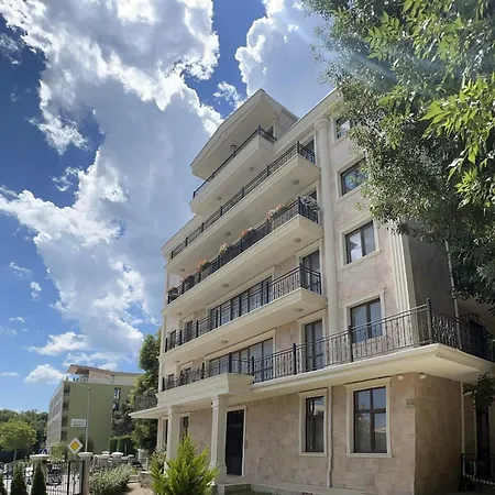 Ramay Apartcomplex * Saints Constantine and Helena
