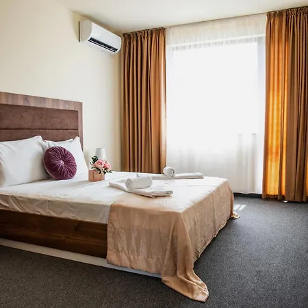 One-bedroom Premium Appartamento Saints Constantine and Helena