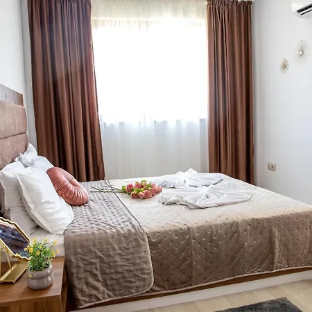 One-bedroom Premium Апартамент